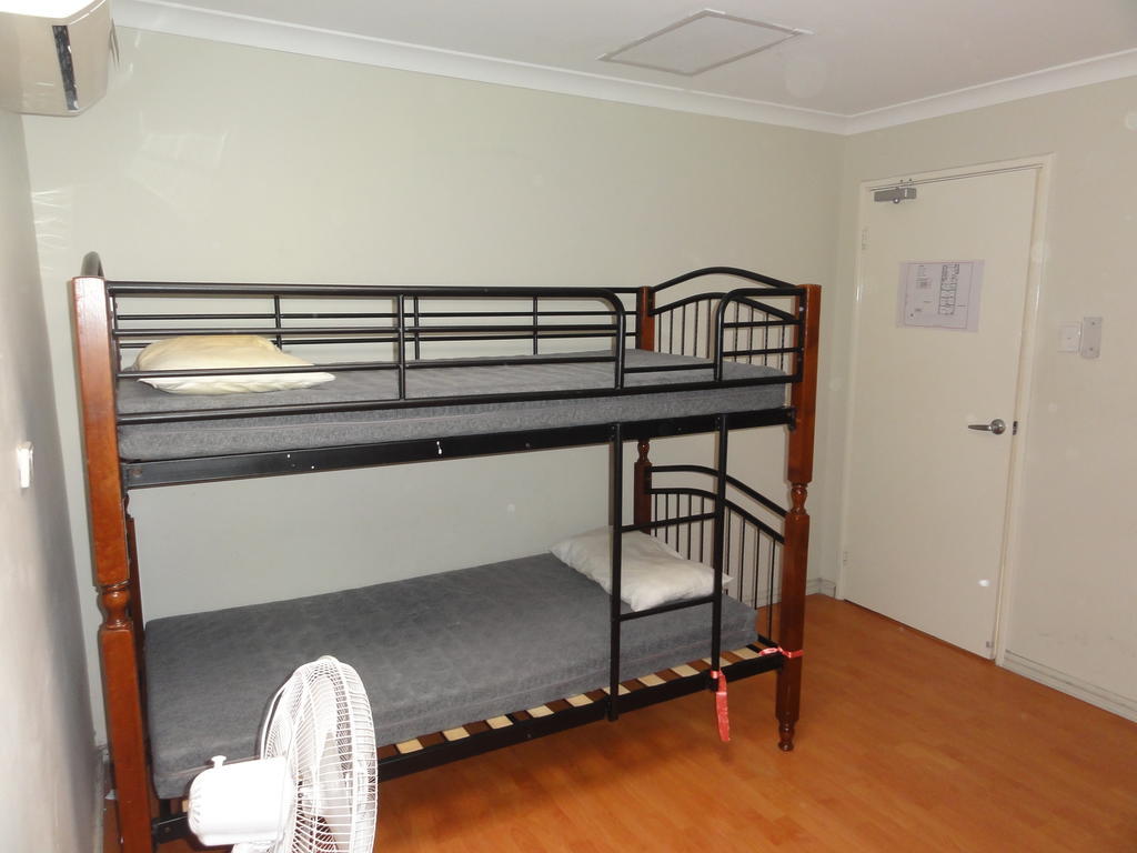 Perth 178 Backpackers Quarto foto